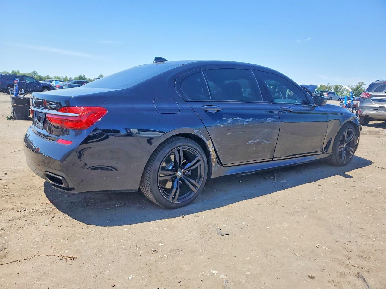 2018 BMW 750 XI